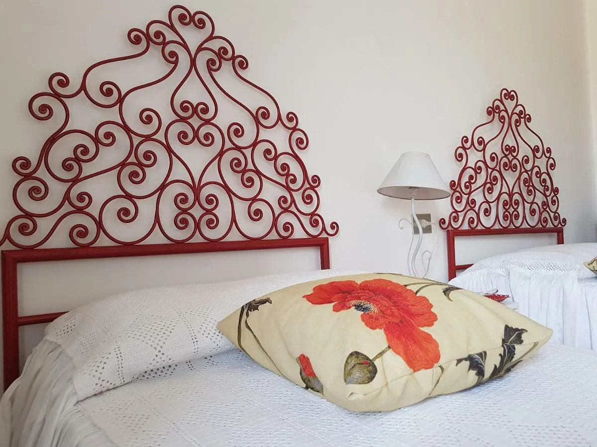 Guest House Edera San Gimignano Italy